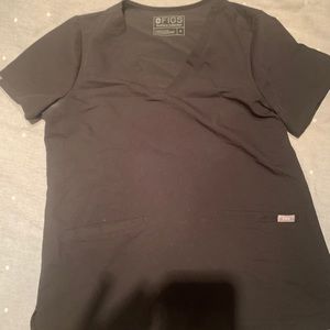 Black 3 pocket figs scrub top size medium